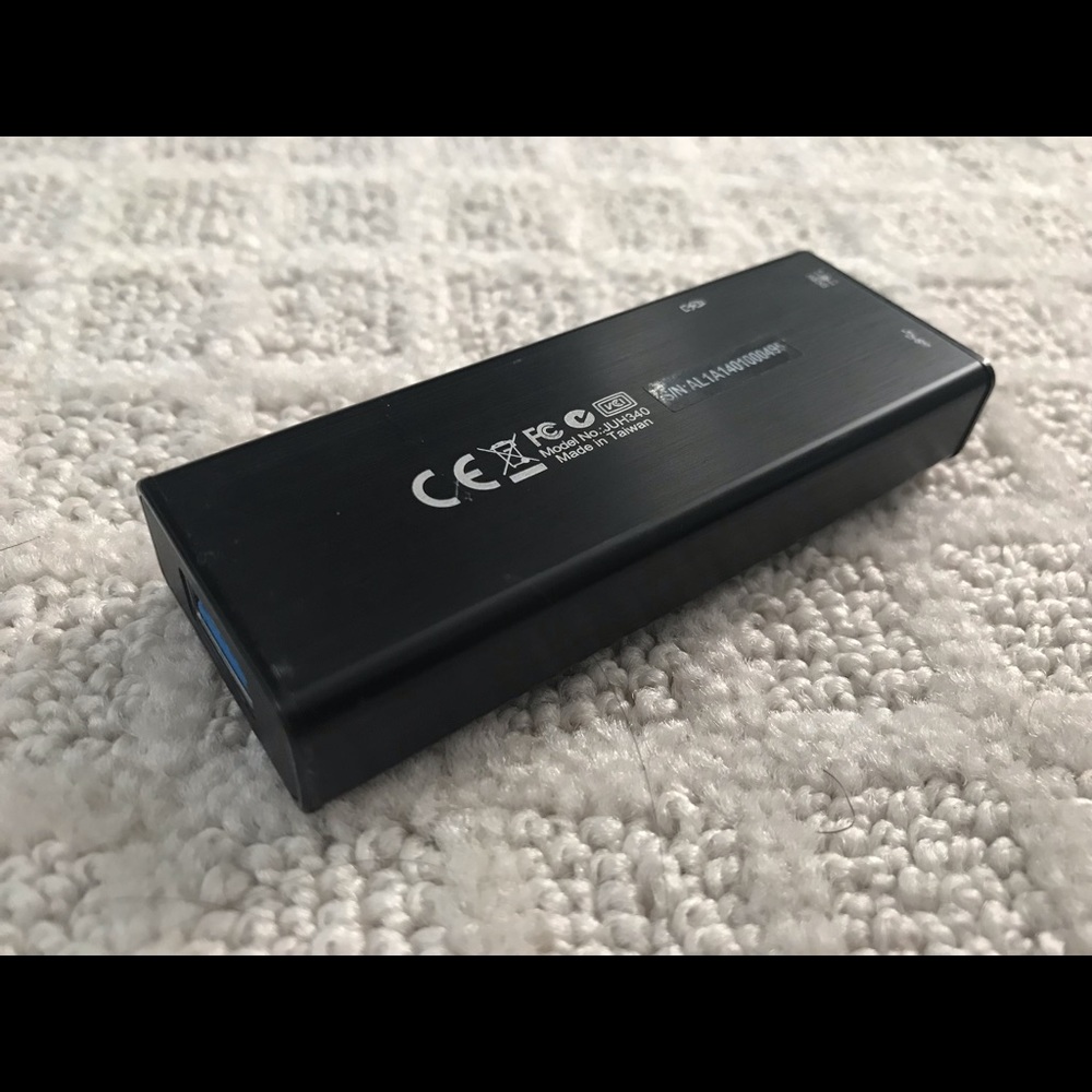j5Create USB 3.0 Mini Dock - Picture 3 of 7